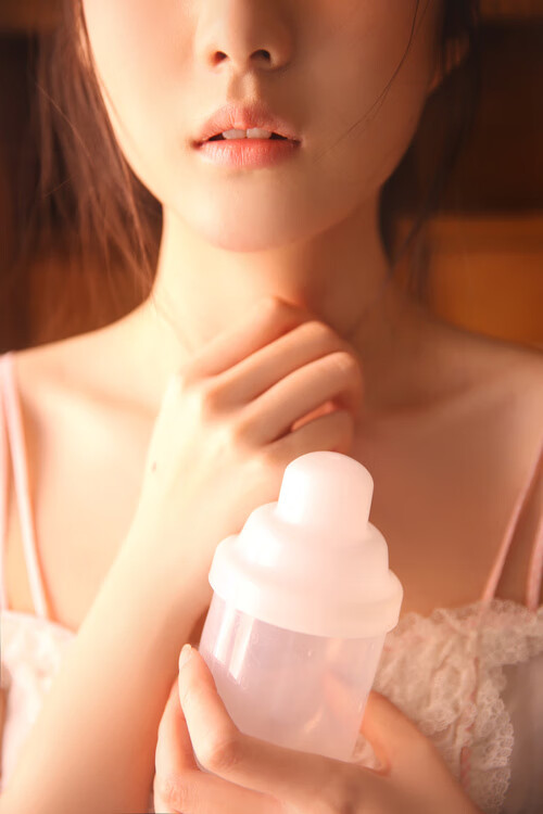 绿茵谈判桌，当金元与黄黑之墙碰撞，巴斯托尼点燃转会暗流